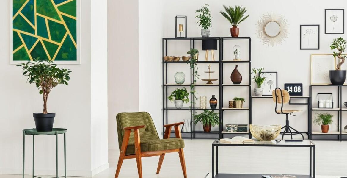Jak witryny do salonu wpływają na estetykę wnętrz?