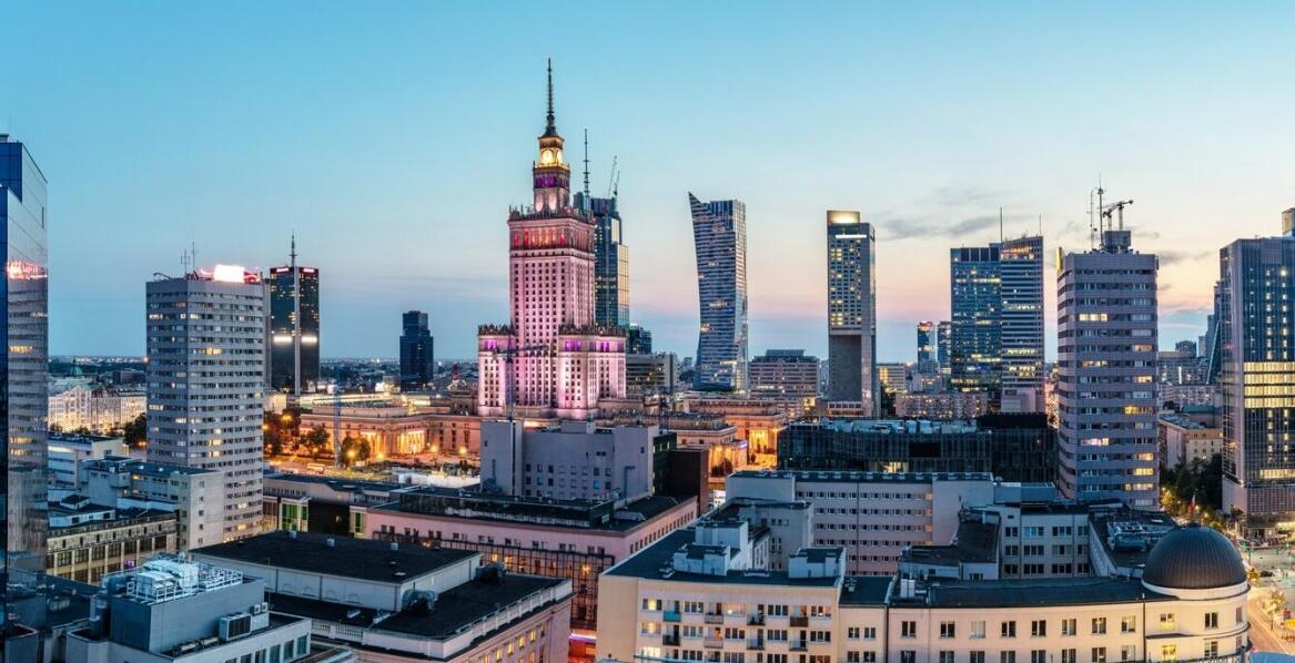 Serwis drzwi w Warszawie: jak dbać o drzwi, aby służyły przez lata?