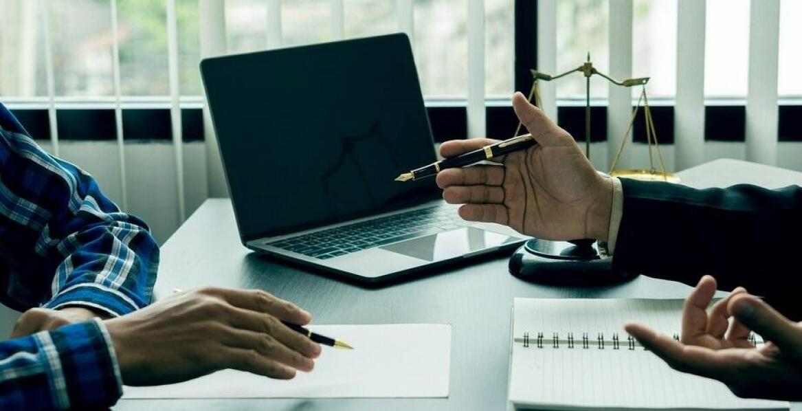 Kiedy przedsiębiorca powinien korzystać z profesjonalnych porad prawnych?