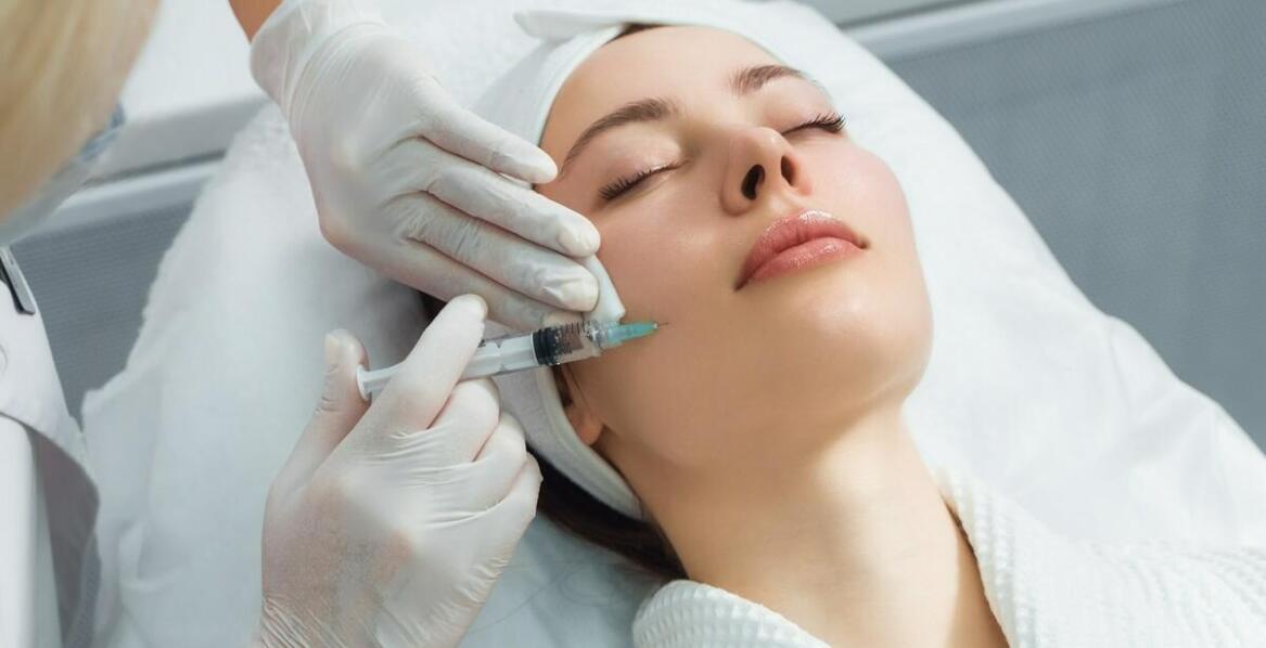Rewitalizacja skóry dzięki mezoterapii igłowej i bezigłowej