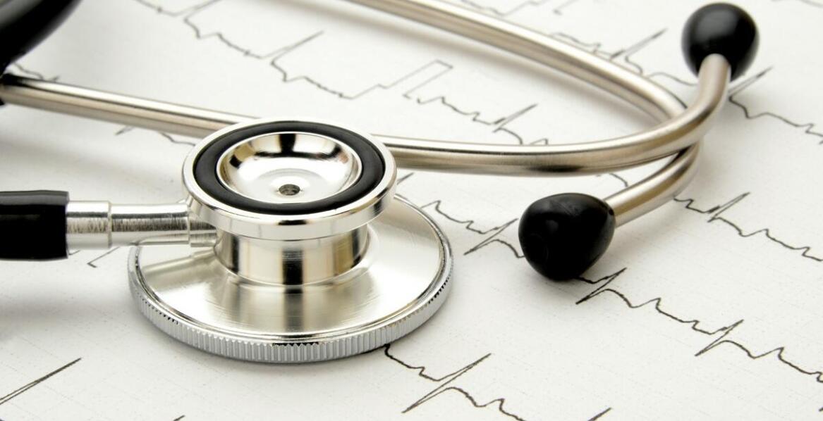 Jakie symptomy wskazują na potrzebę wykonania EKG serca?