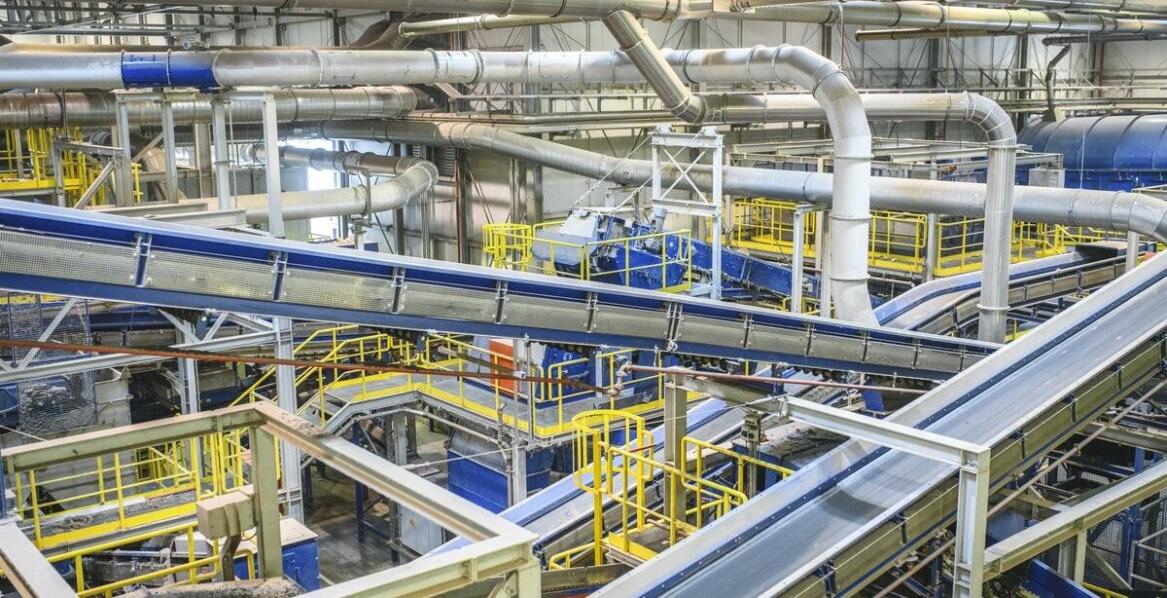 Przykłady innowacyjnych rozwiązań w recyklingu złomu metali