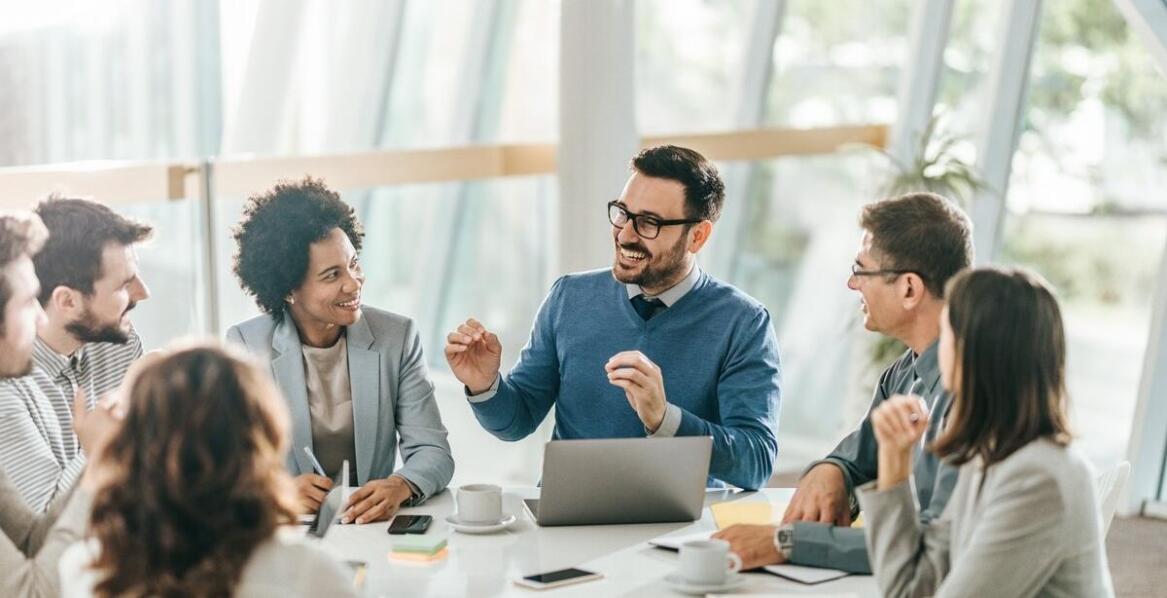 Jakie są zalety outsourcingu usług księgowych dla małych firm?