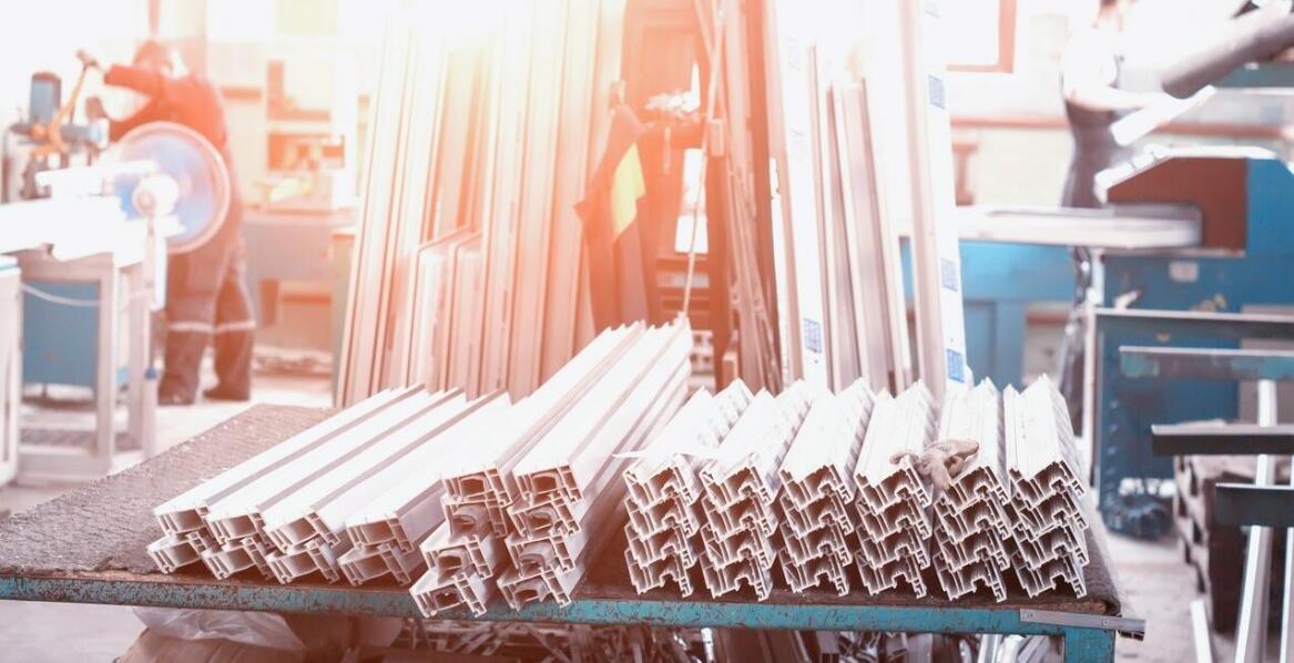 Sznury profilowe do lokomotyw i wagonów: ich rola i znaczenie