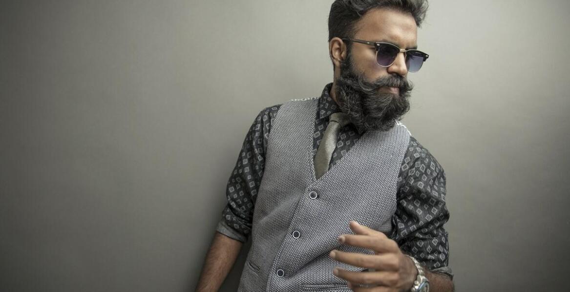 Garnitur w kratkę - inspiracje dla nowoczesnych mężczyzn