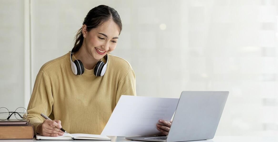 Co to jest "just test" i jak wpływa na postępy w nauce języka?