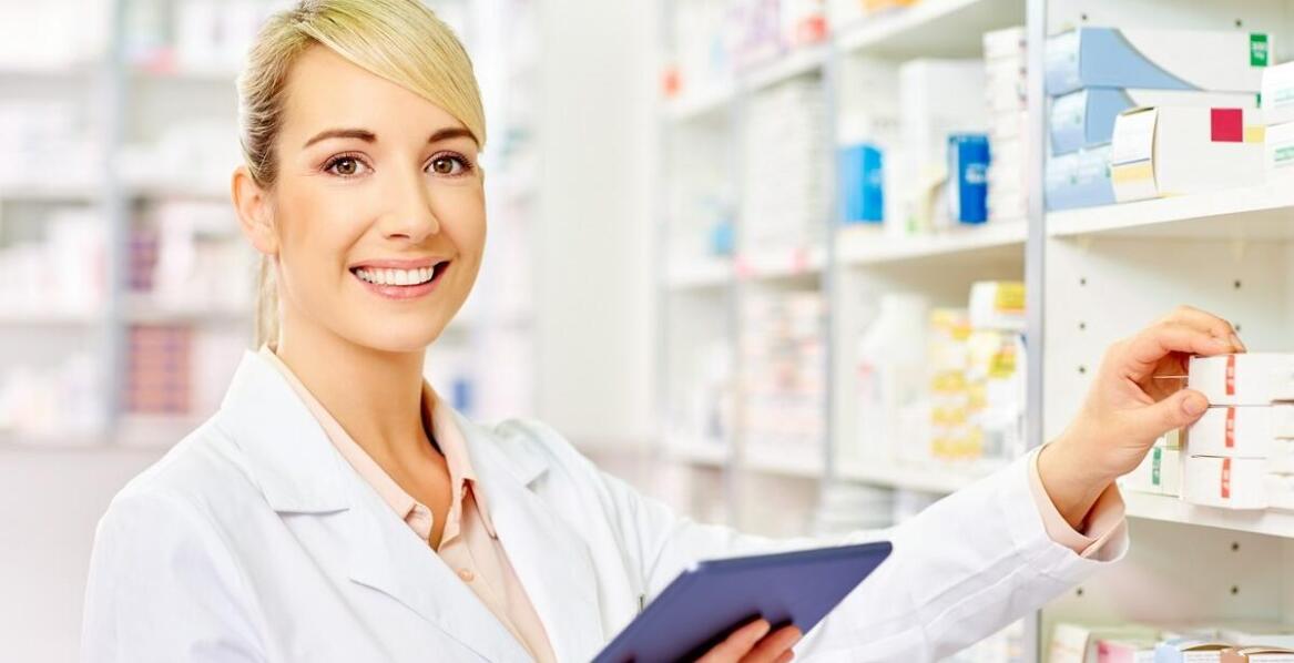 Krzyż apteczny LED – nowoczesne rozwiązanie dla zwiększenia widoczności aptek w ruchliwych lokalizacjach