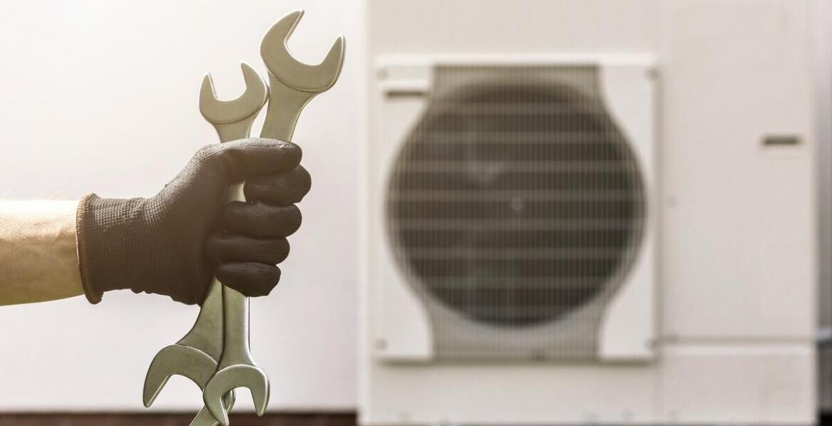 Serwis pomp ciepła a jakość powietrza w Twoim domu – co musisz wiedzieć?