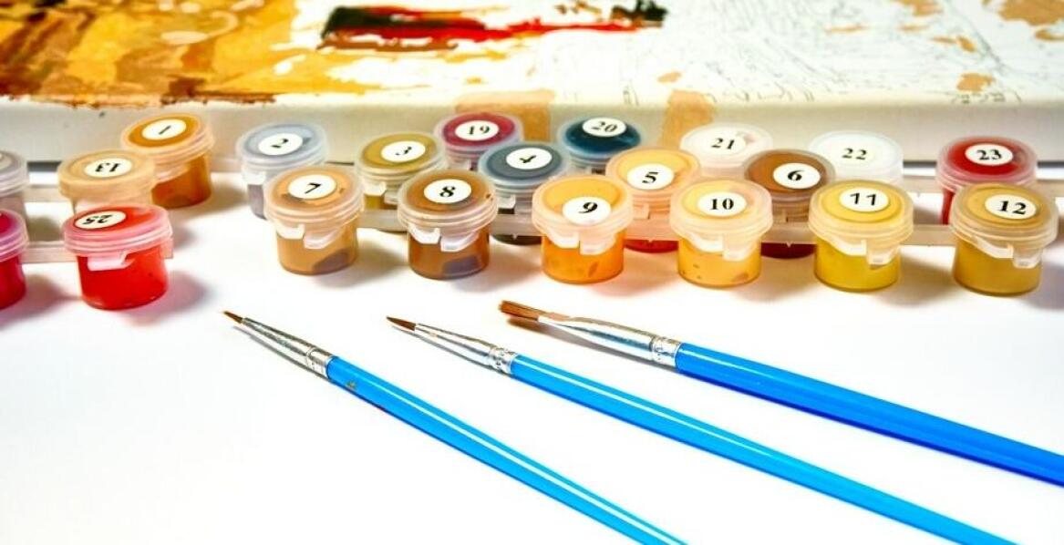 Farbpsychologie beim Malen nach Zahlen auf Leinwand: Wie Farben unsere Stimmungen beeinflussen können