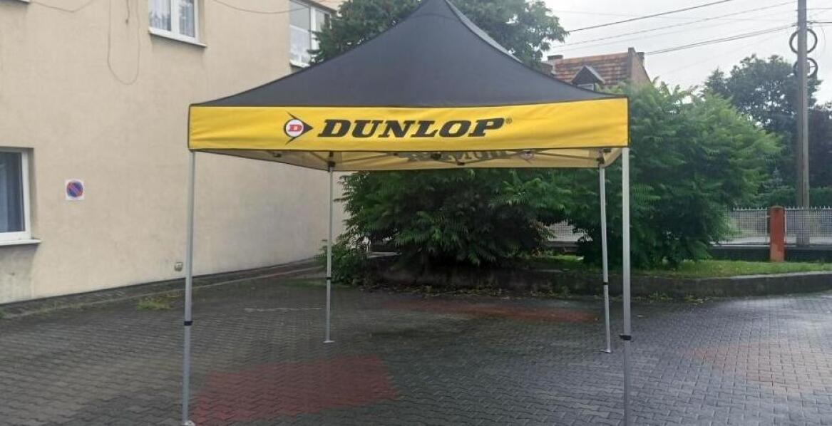 Warum eignet sich ein Regenschirm hervorragend als Werbeträger?