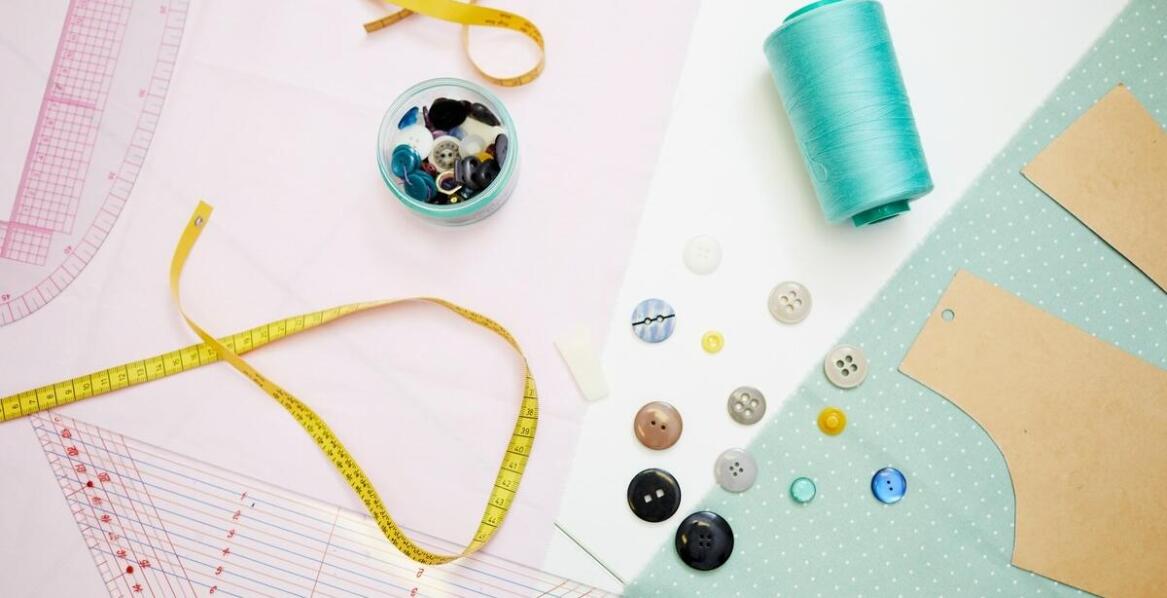 Ręcznie robione akcesoria do lalek – co oferujemy?