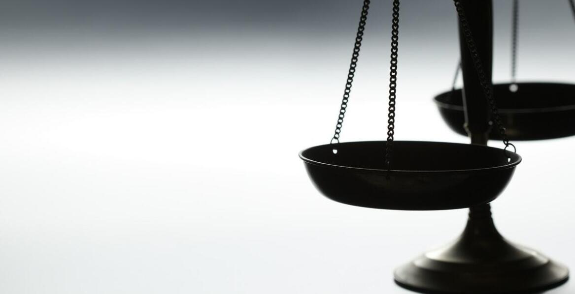 Jak adwokat może wspierać ofiary przestępstw w trudnych sytuacjach?