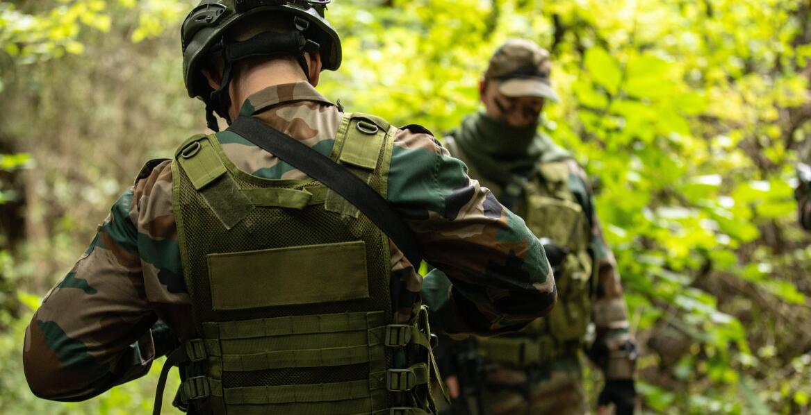 Odzież taktyczna, w którą warto się wyposażyć na obóz survivalowy