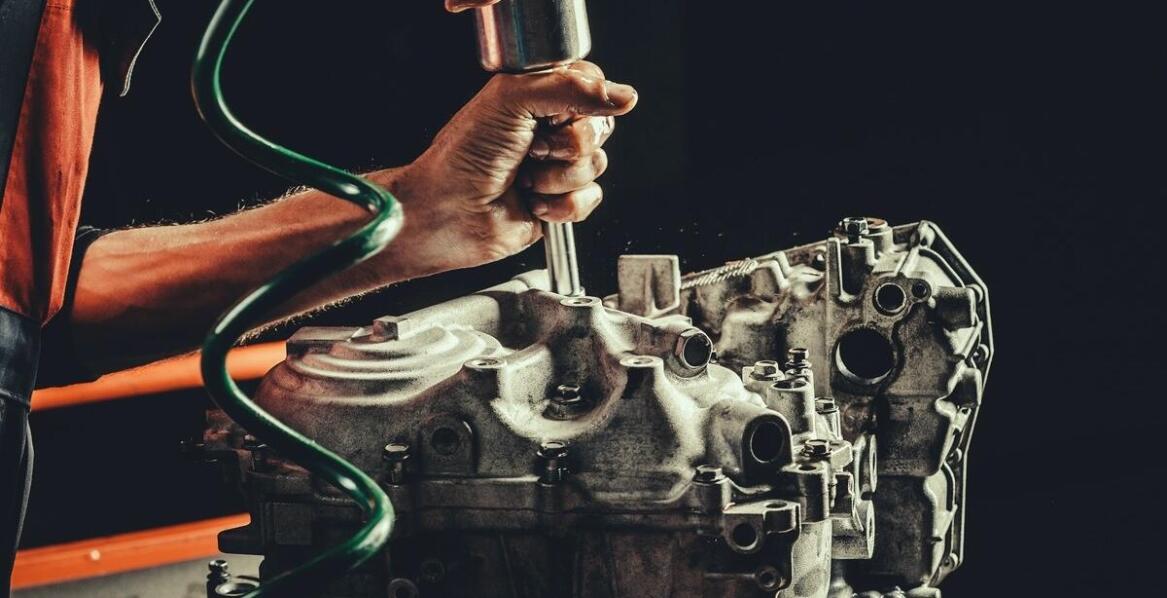 Czy regenerowane sprzęgło hydrokinetyczne w BMW E60 może przewyższać nowe części?