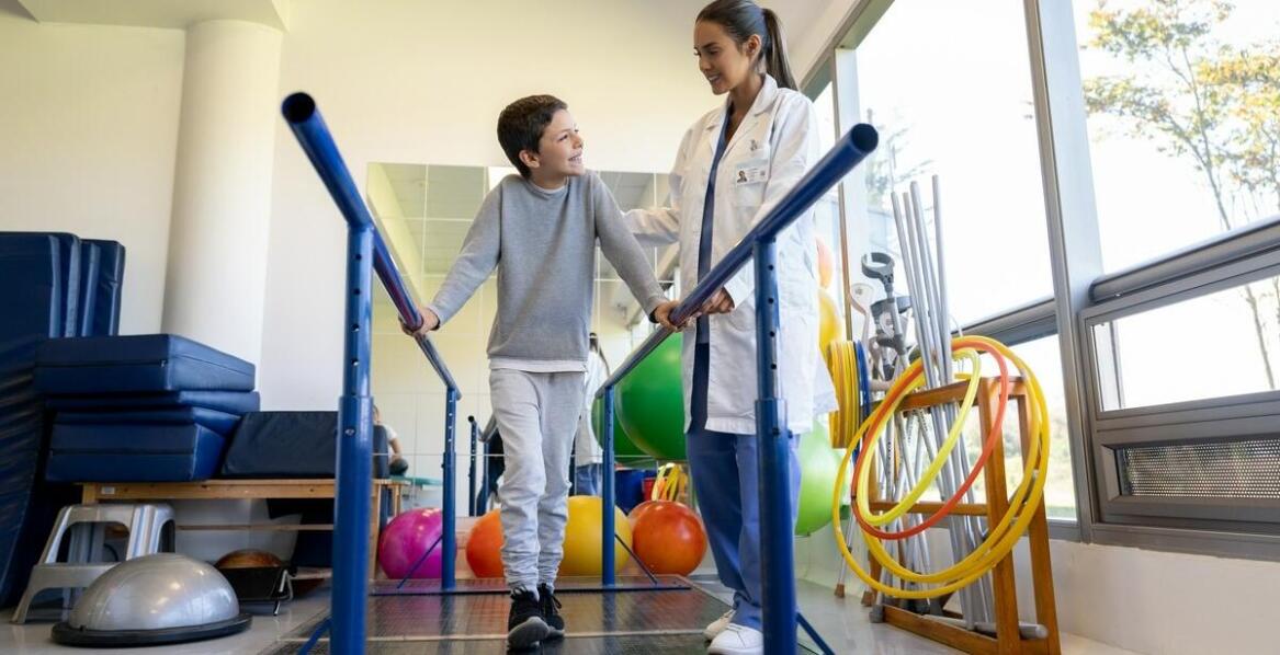 Jakie metody leczenia urazu czaszkowo-mózgowego stosowane są w nowoczesnej neurorehabilitacji?