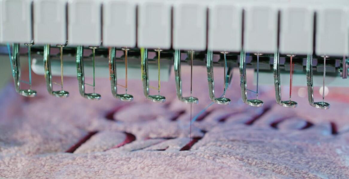 Ręcznik z imieniem jako praktyczny i stylowy prezent