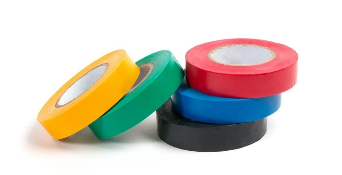 Taśmy izolacyjne w zabezpieczeniach ognioochronnych – jak działają?