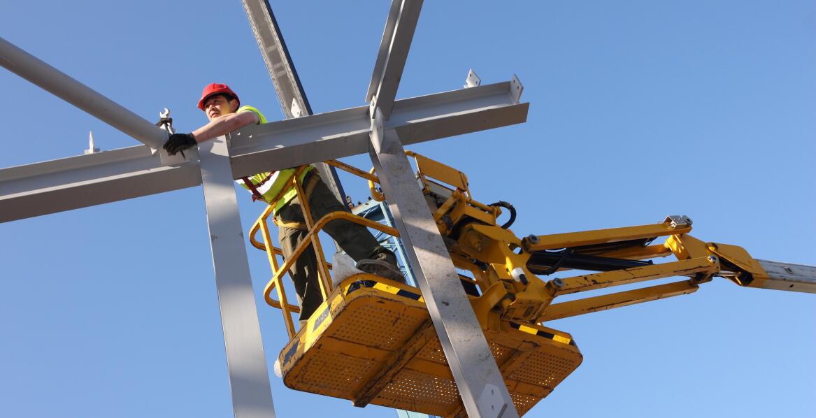 Zasady bezpieczeństwa przy pracach na podnośniku