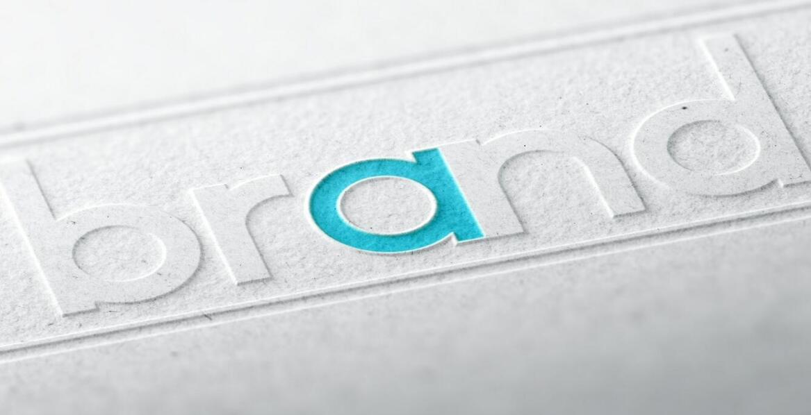 Jakie są najnowsze trendy w projektowaniu logo na współczesnym rynku?