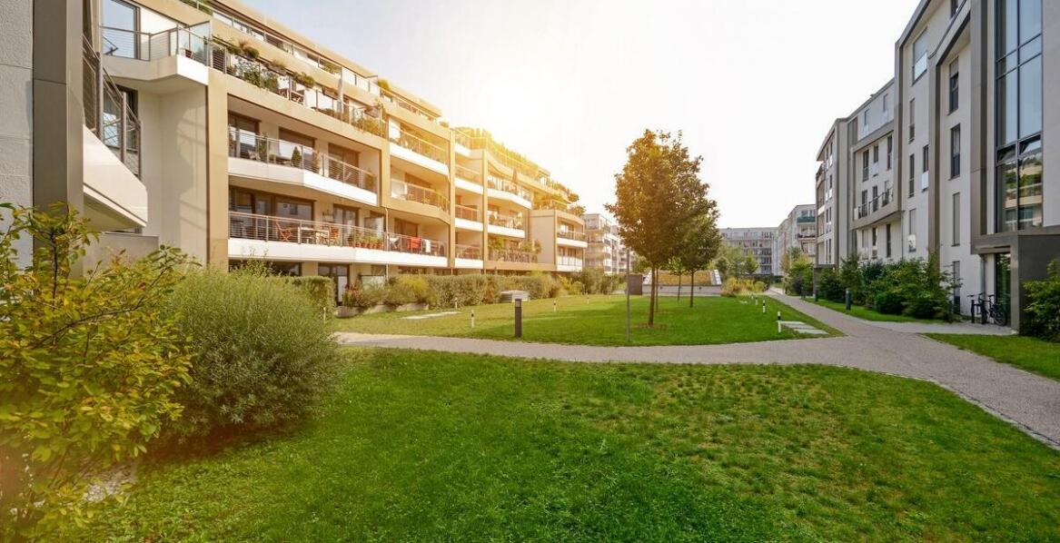 Osiedle domów jednorodzinnych - miejsce, gdzie natura spotyka nowoczesność