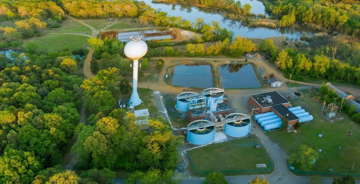 Oczyszczalnie ścieków: jakie technologie zapewniają skuteczność ich działania?