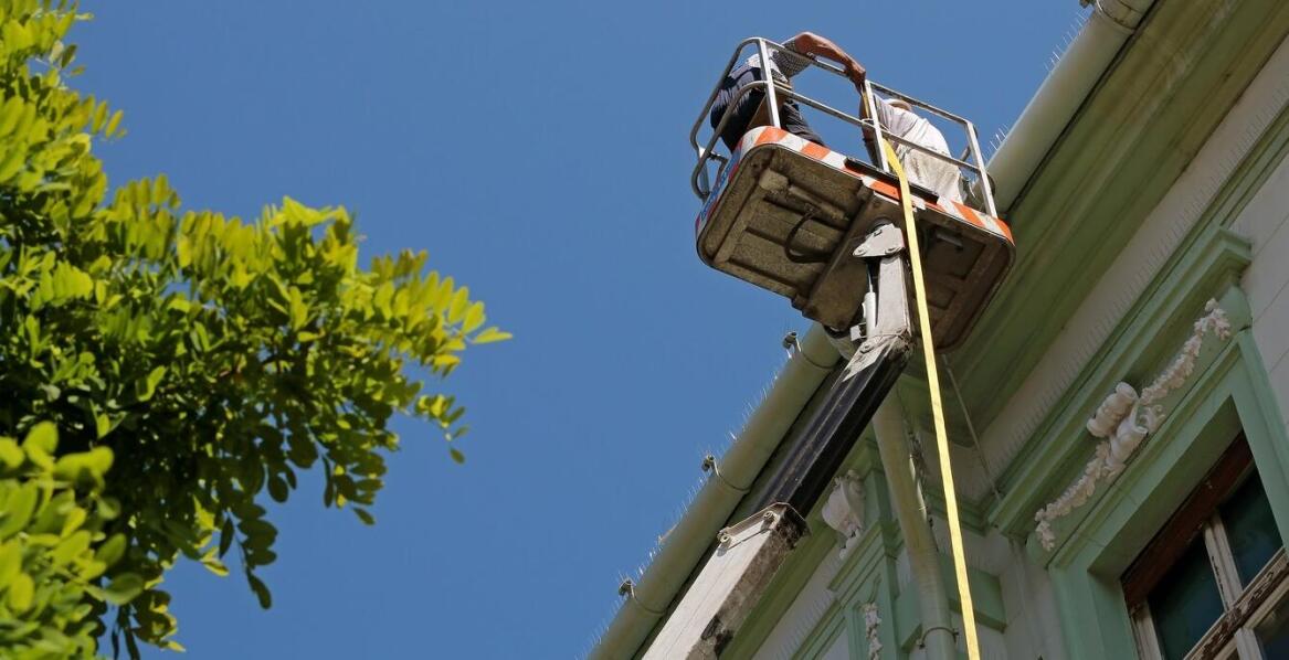 Renowacja zabytków – dlaczego warto powierzyć ją specjalistom?