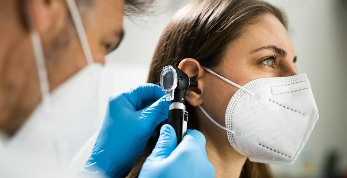 Jakie testy są przeprowadzane podczas badań okresowych w gabinecie medycyny pracy?