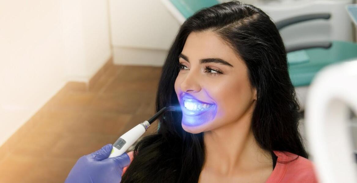 Jakie są różnice między opalescence boost 40 a innymi metodami wybielania?