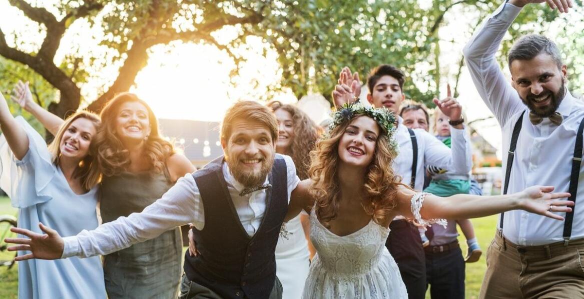 Jakie atrakcje dodatkowe można zorganizować w sali weselnej Jabłonna?