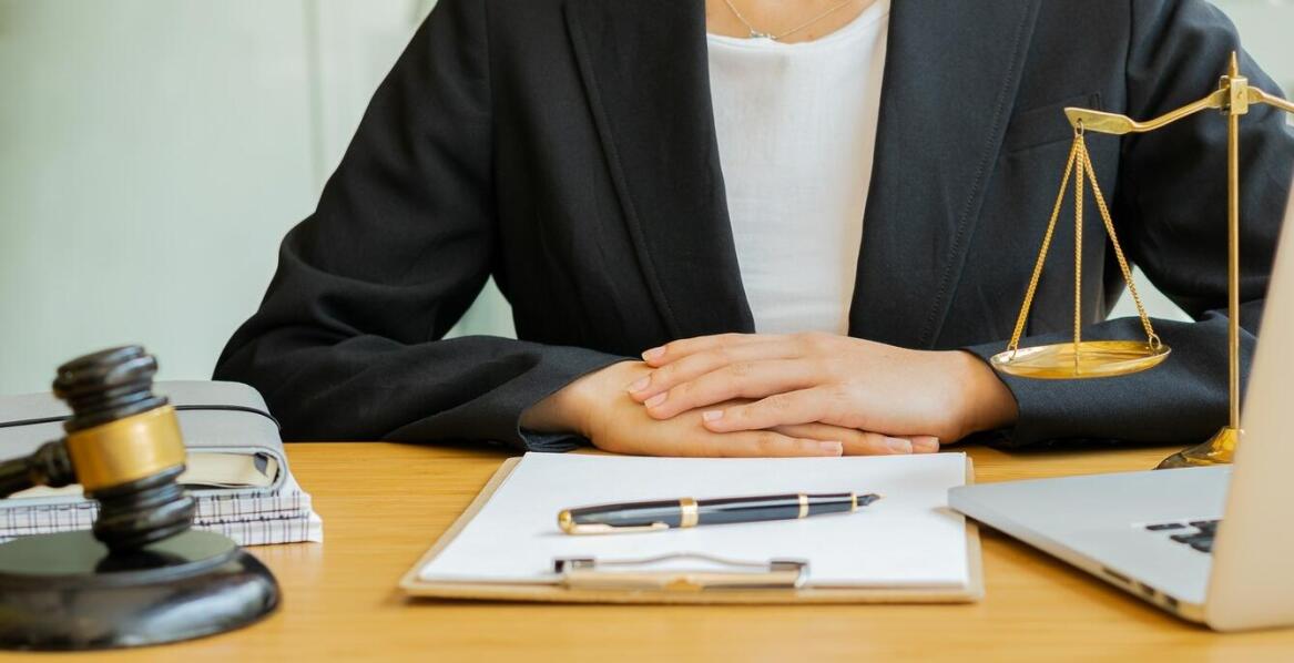 Dlaczego warto inwestować w profesjonalne tłumaczenia dokumentów?