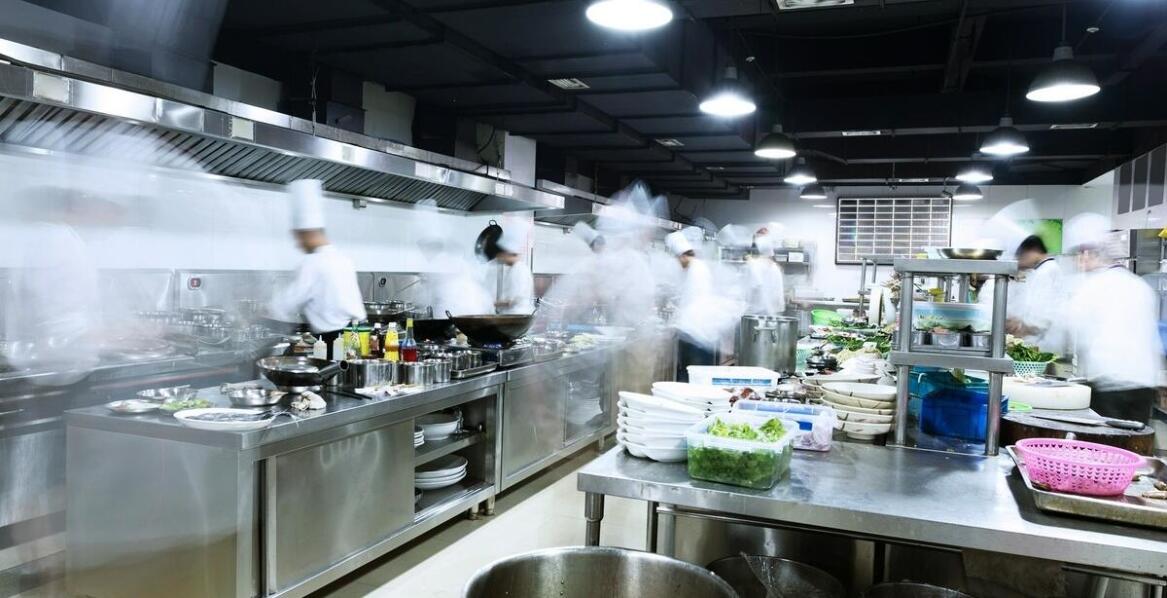 Jakie usługi oferuje profesjonalny serwis sprzętu gastronomicznego?