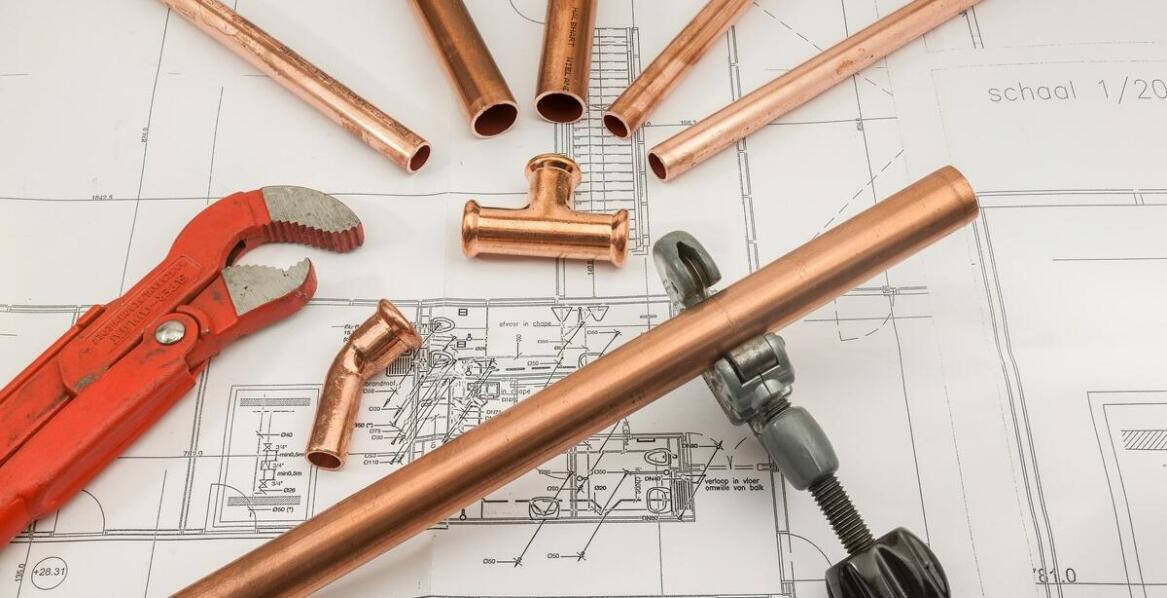 Zastosowanie armatury w instalacjach wodociągowych – kluczowe informacje