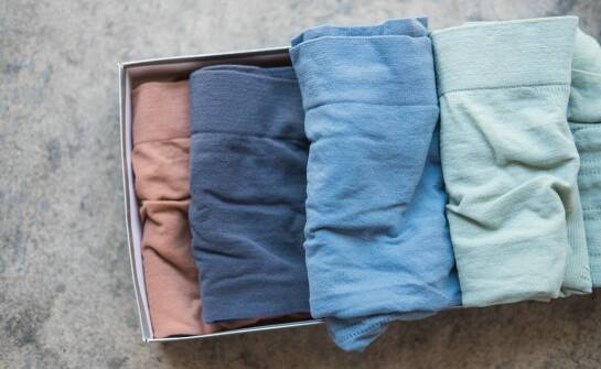 Jakie materiały dominują w kolekcji koszul?