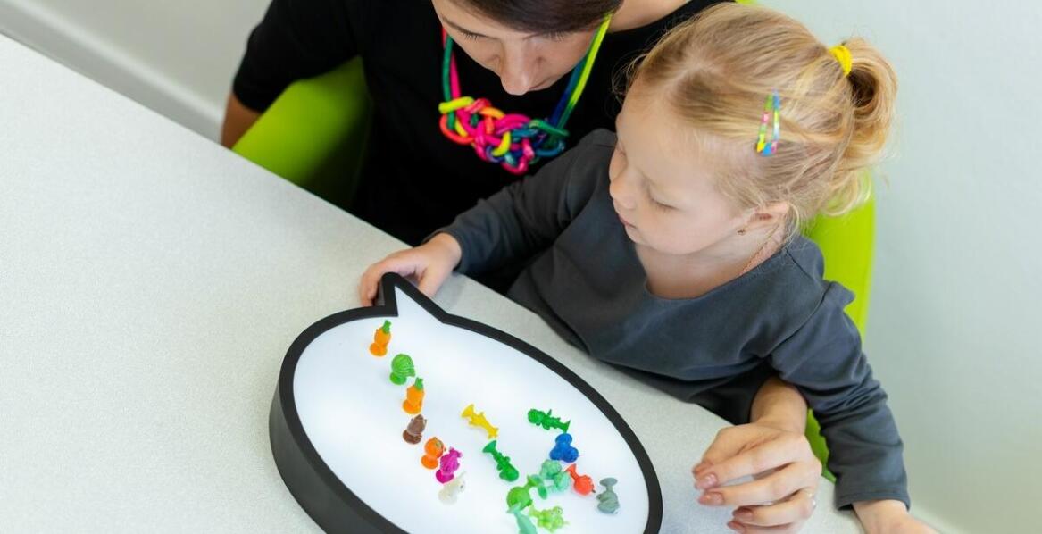 Rola neurologopedy w rehabilitacji pacjentów z zaburzeniami mowy i komunikacji