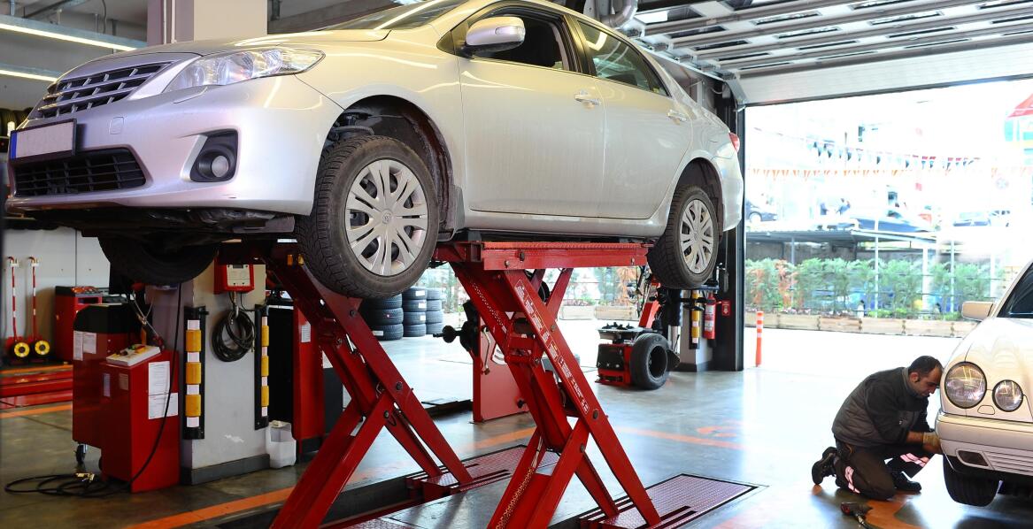 Podnośnik samochodowy a dozór techniczny