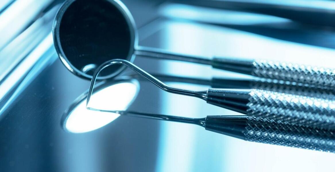 Dlaczego mosty adhezyjne są nowoczesnym rozwiązaniem w stomatologii?