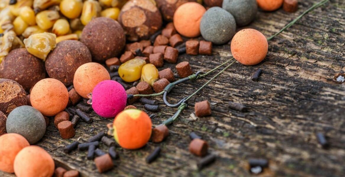 Zastosowanie pelletu w sezonie letnim – co przynosi najlepsze efekty?