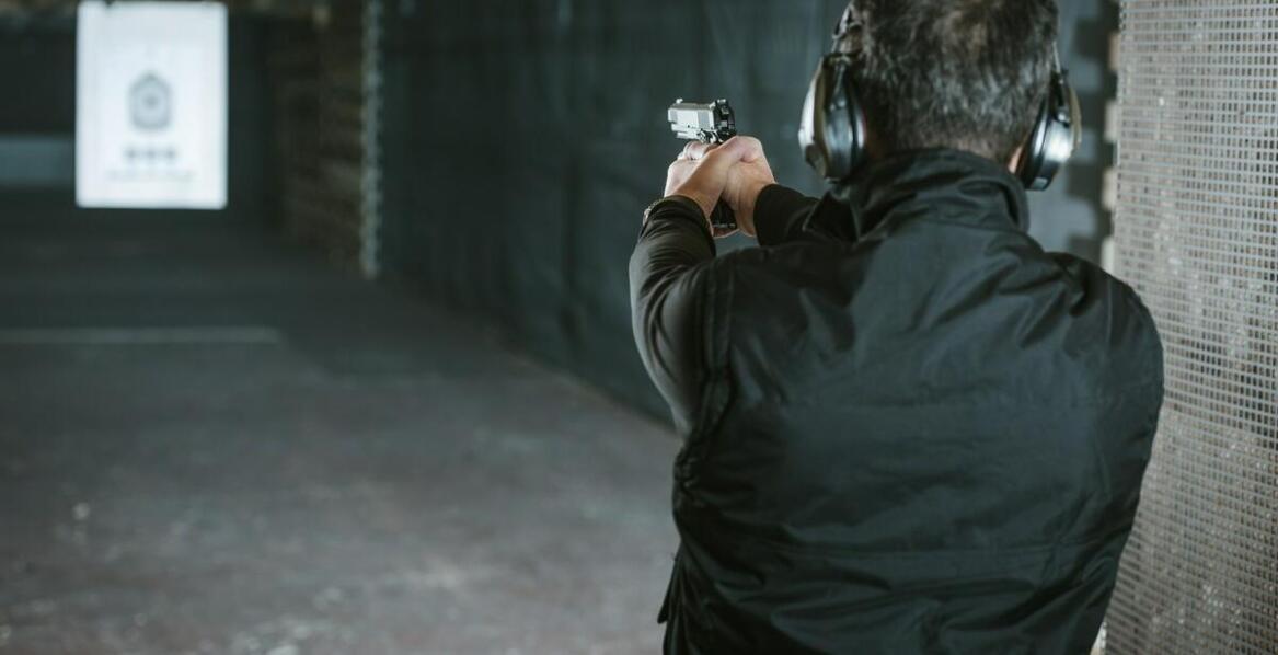 Jakie są różnice między szkoleniami dla amatorów a profesjonalistów?