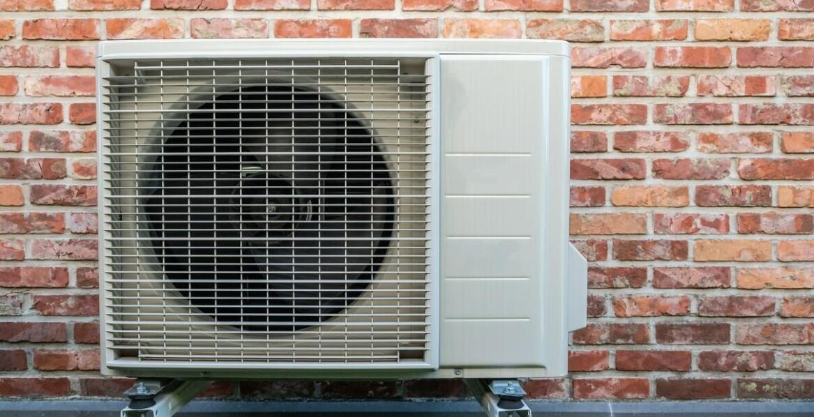 Montaż pompy ciepła a bezpieczeństwo energetyczne: dlaczego warto zainwestować w tę technologię w Gliwicach?