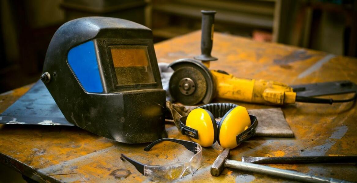 Przegląd najpopularniejszych akcesoriów warsztatowych na rynku