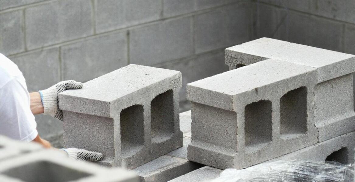 Wybór odpowiednich bloczków betonowych do różnych stylów architektonicznych