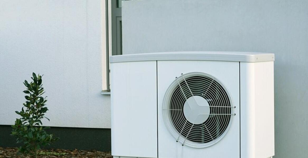 Jakie są dodatkowe koszty związane z instalacją pompy ciepła?
