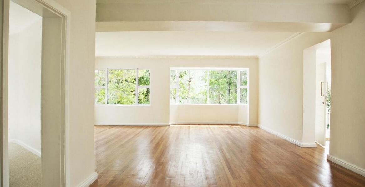 Jakie są zalety podłóg drewnianych w domu?