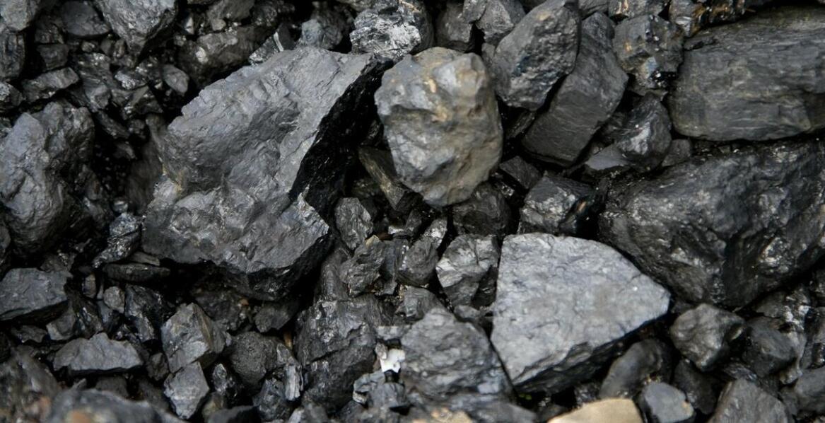 Jak bransoletka z czarnym turmalinem może być doskonałym dodatkiem do codziennych stylizacji?