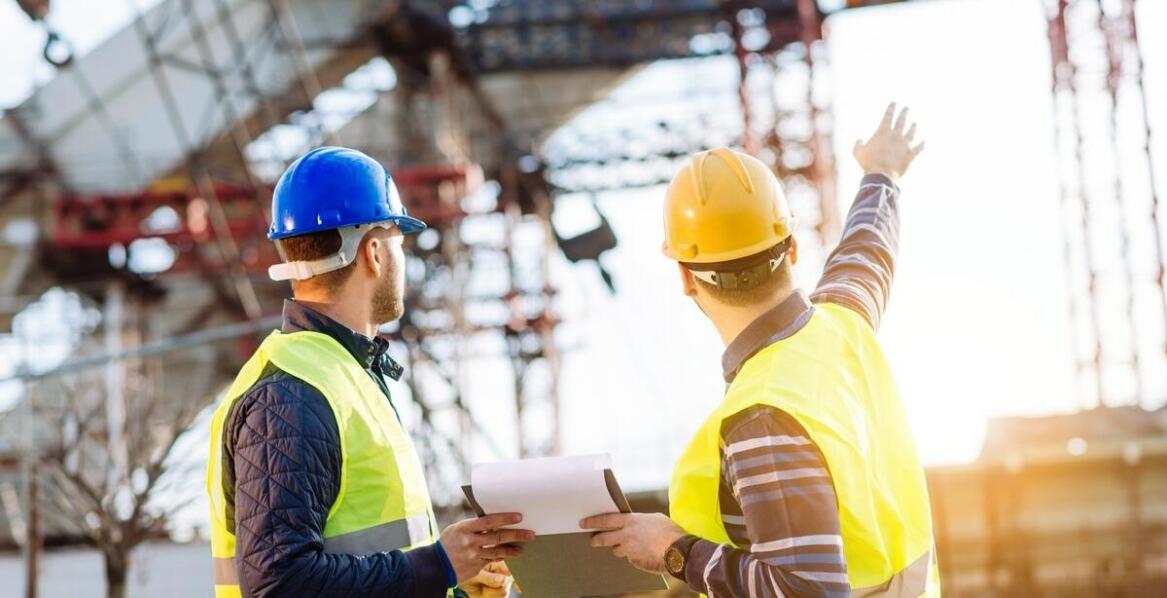 Współpraca kierownika budowy z inspektorem nadzoru – klucz do sukcesu projektu