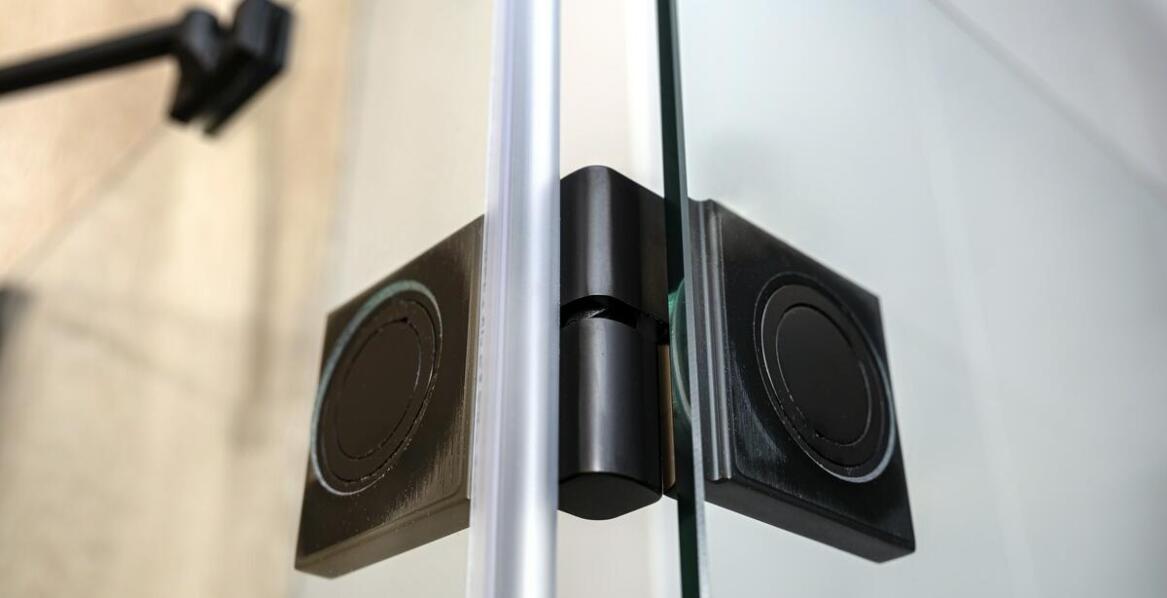 Rola zamków do furtki zatrzaskowych w systemach zabezpieczeń nowoczesnych obiektów