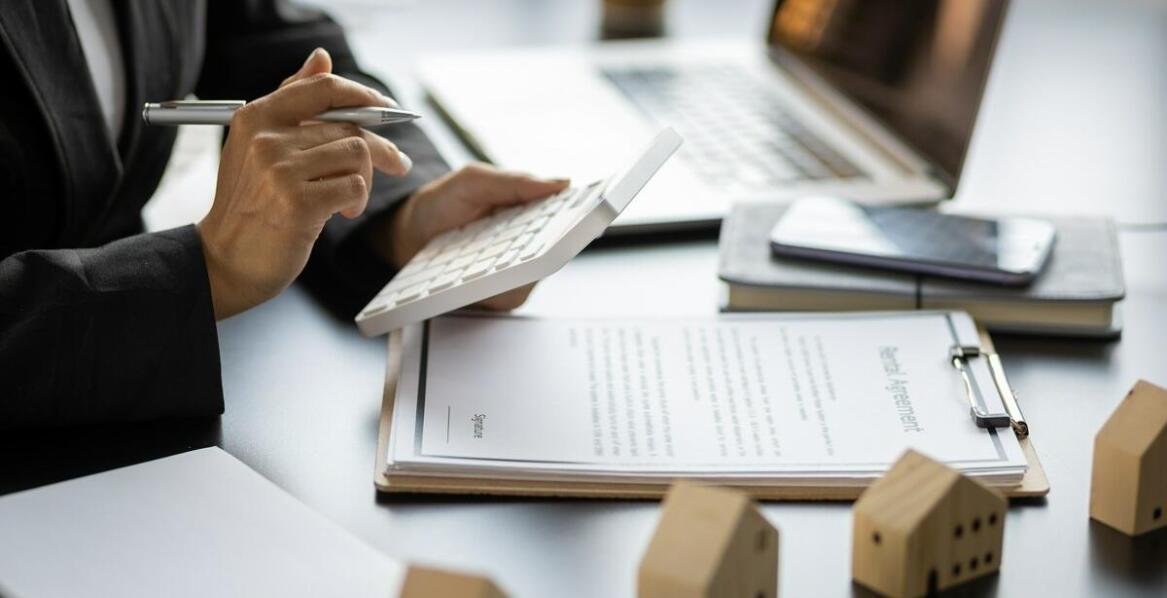 Jakie są różnice między wyceną a oceną wartości nieruchomości?