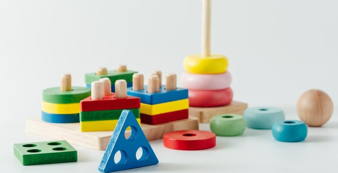 Dlaczego jakość zabawek jest kluczowa dla efektywnego rozwoju motoryki małej?