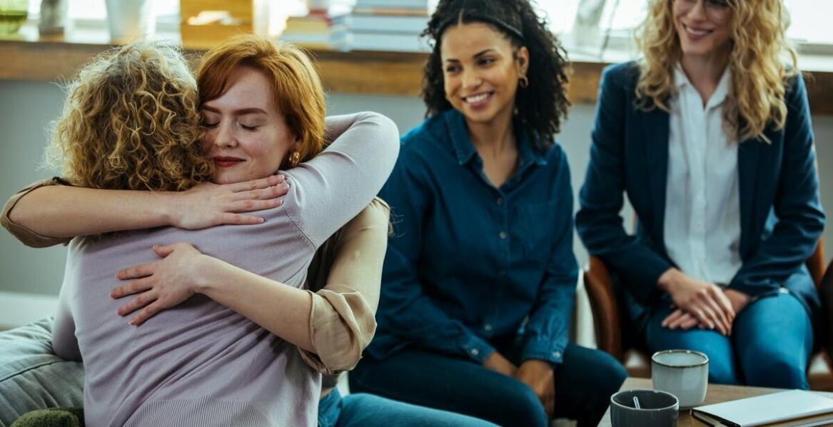 Jak subjuntivo wpływa na wyrażanie emocji w języku hiszpańskim?