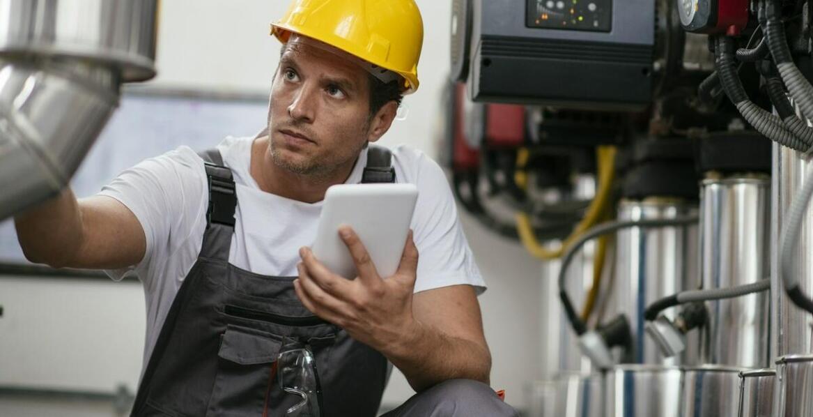 Jak serwis Yanmar może pomóc w optymalizacji kosztów eksploatacji sprzętu budowlanego?